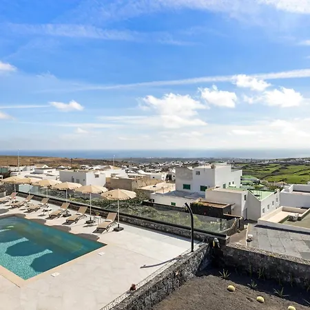 Ocean View Lanzarote By Beyond דירה